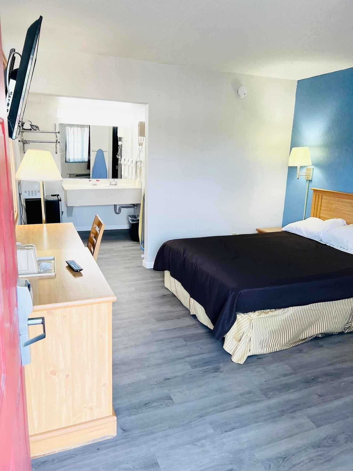 Super 8 By Wyndham Fort Scott Εξωτερικό φωτογραφία