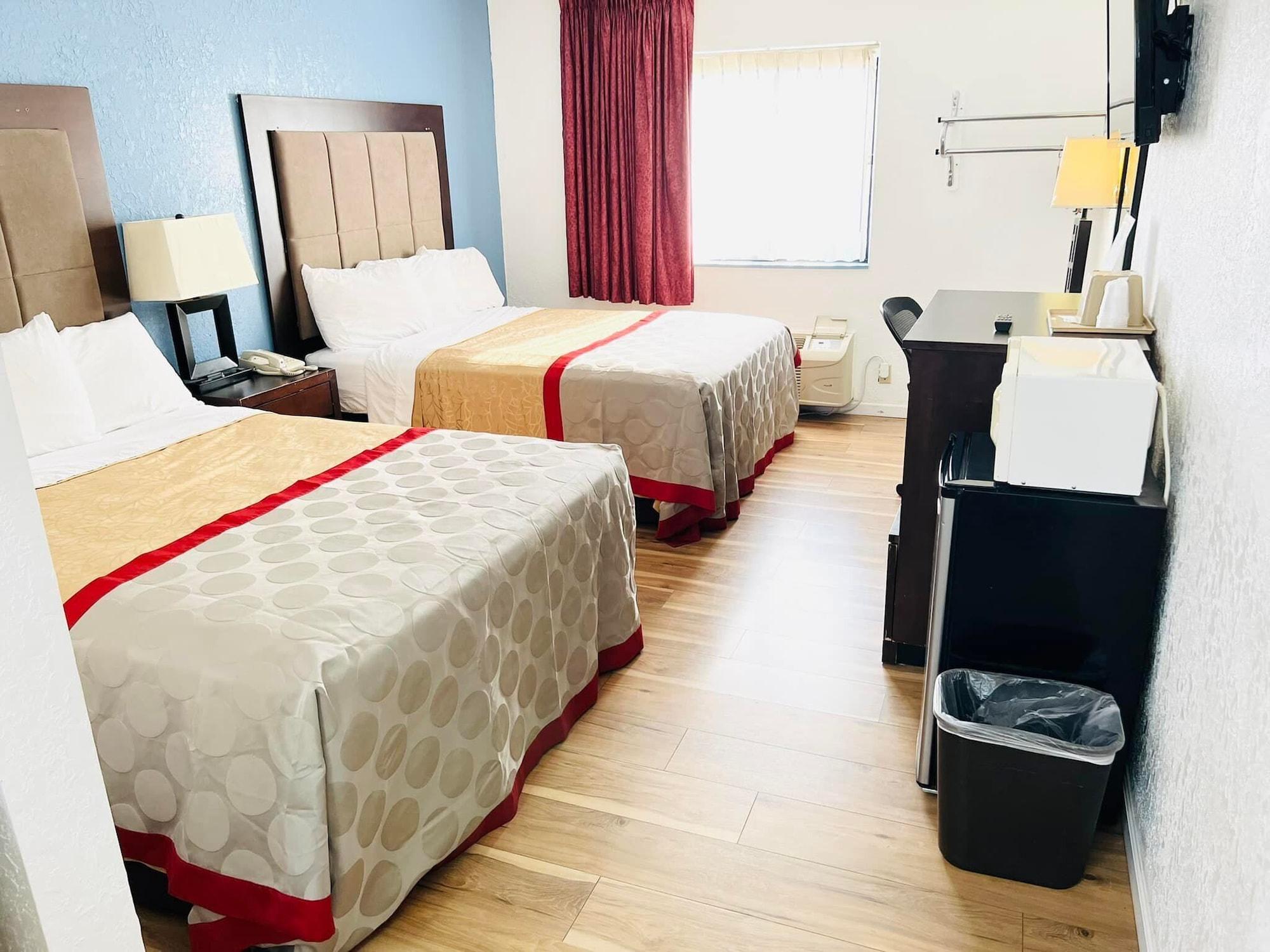Super 8 By Wyndham Fort Scott Εξωτερικό φωτογραφία