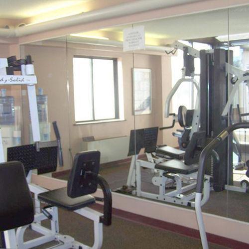 Super 8 By Wyndham Fort Scott Ανέσεις φωτογραφία